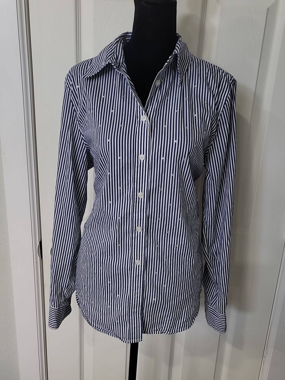 Jones New York Navy and White Vertical Stripe Button-Up Shirt